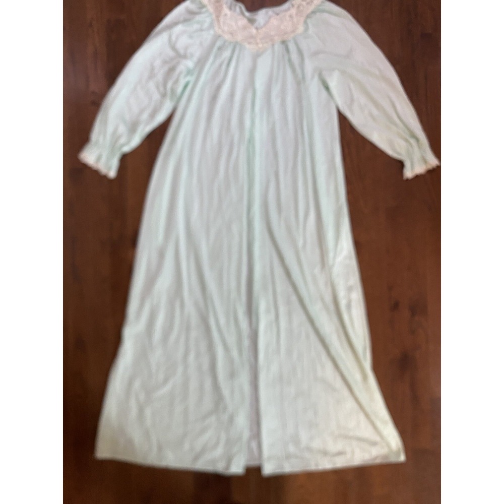 Vintage Shadowline Pastel Green Peignoir Robe Medium Silky Full Length